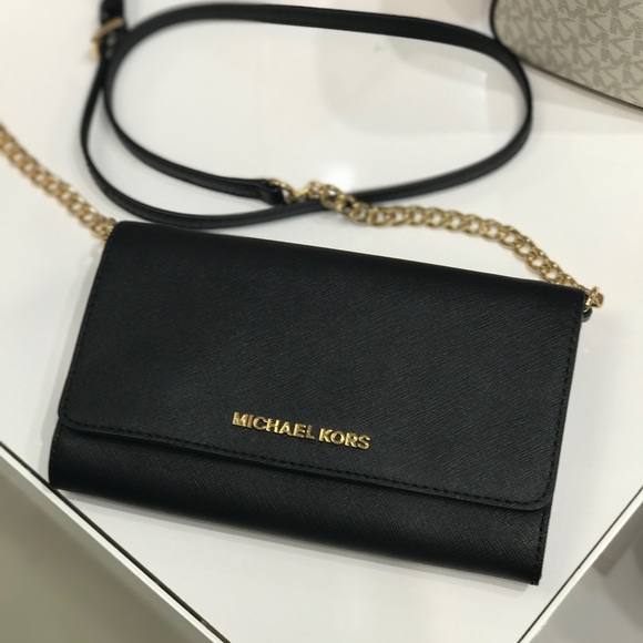 Michael Kors. Jet set Travel  LG phone Crossbody - Picture 4 of 7